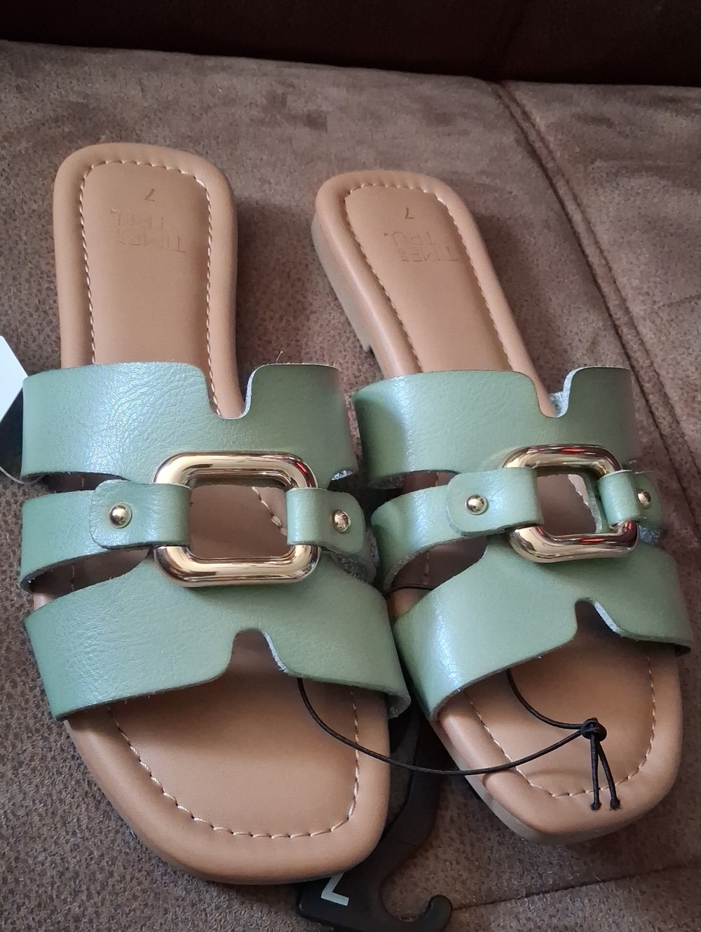 TIME AND TRU Embellished Slide Sandals With Decorative Buckle Sage Green Size 7 - Picture 2 of 6